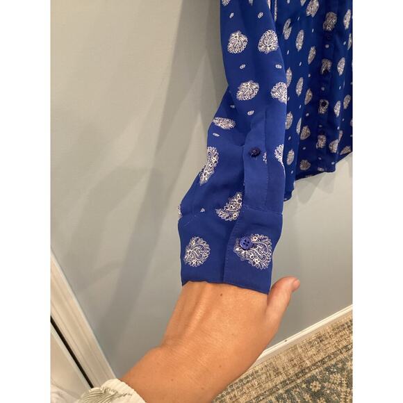 Express Portofino Shirt Size M Royal Blue Paisley Roll Tab Sleeve Work Office - Picture 7 of 9